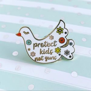 End Gun Violence Pin